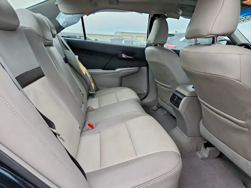 2013 TOYOTA CAMRY XLE V6  