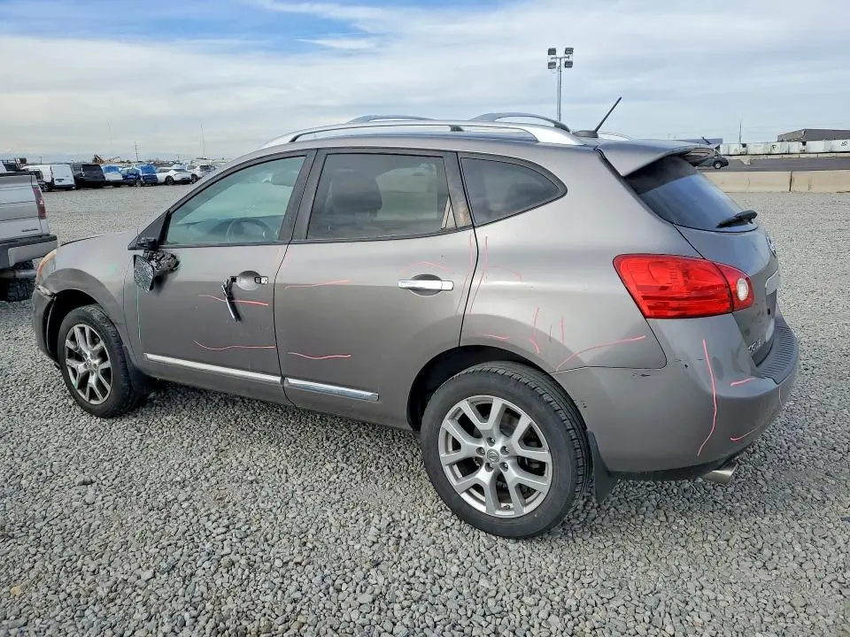 2011 NISSAN ROGUE S  