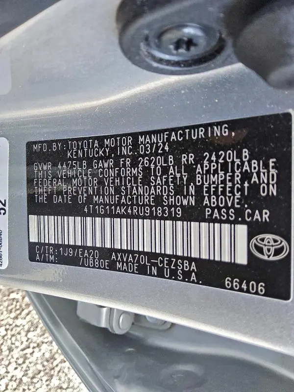 2024 TOYOTA CAMRY SE  