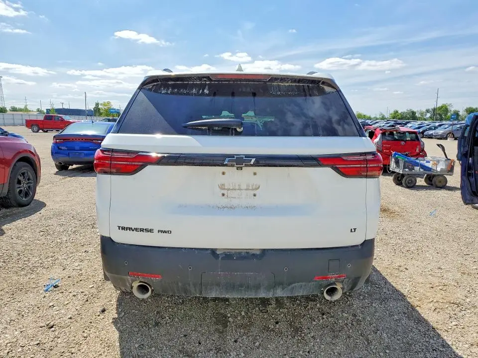 2022 CHEVROLET TRAVERSE LT  