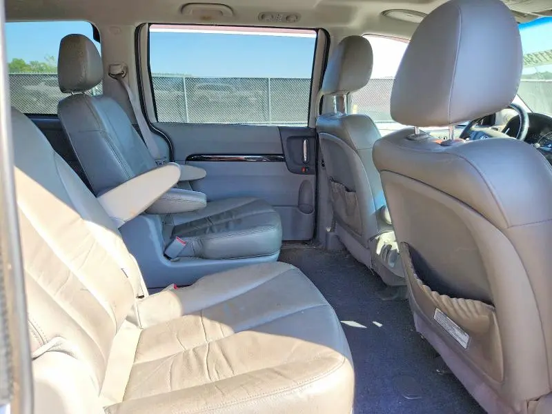 2014 KIA SEDONA EX  