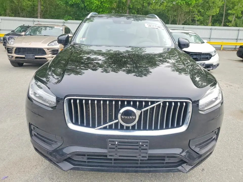 2021 VOLVO XC90 T6 MOMENTUM  