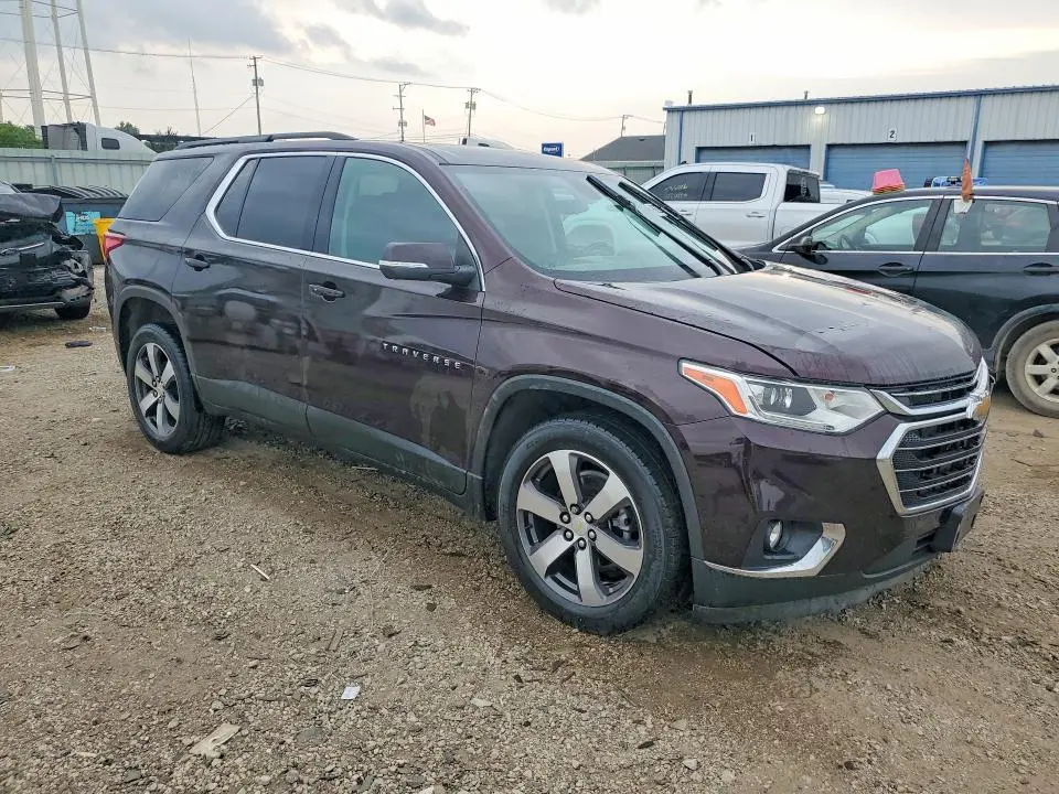2021 CHEVROLET TRAVERSE LT  