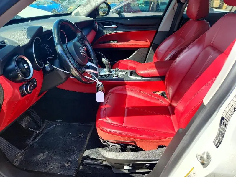 2021 ALFA ROMEO STELVIO SPORT  