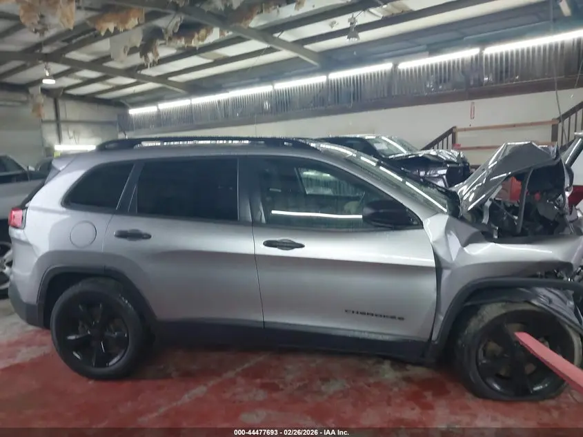 2017 JEEP CHEROKEE ALTITUDE FWD