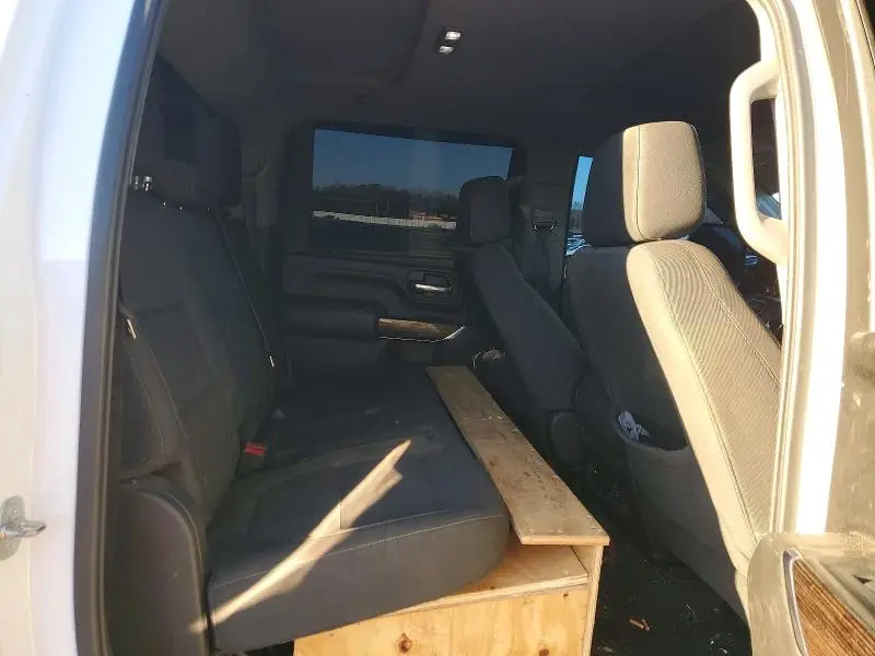 2023 GMC SIERRA K2500 SLE  