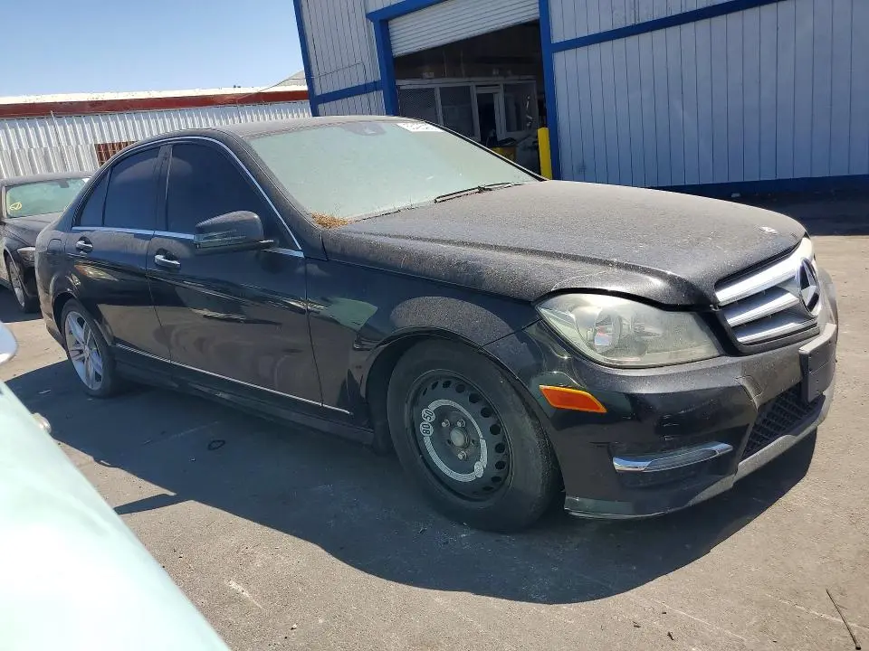 2013 MERCEDES-BENZ C 250  