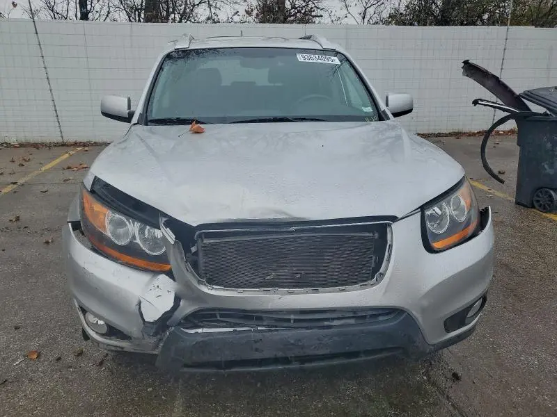 2011 HYUNDAI SANTA FE SE  