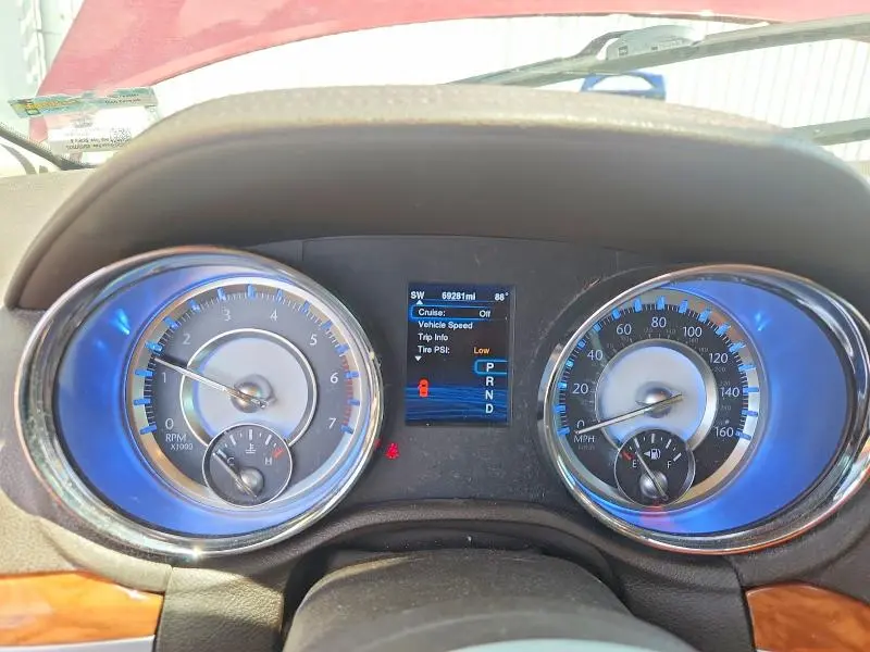 2013 CHRYSLER 300C   