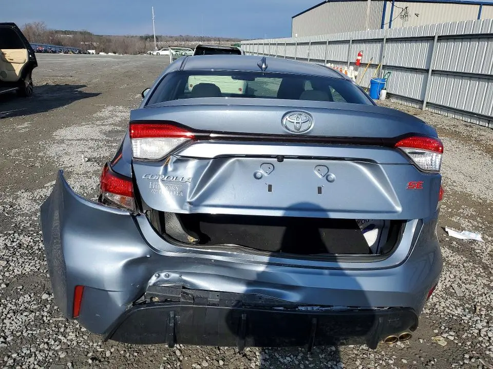 2024 TOYOTA COROLLA SE  