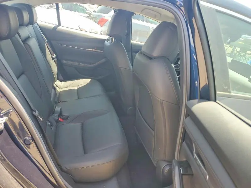2025 MAZDA 3 SELECT SPORT  