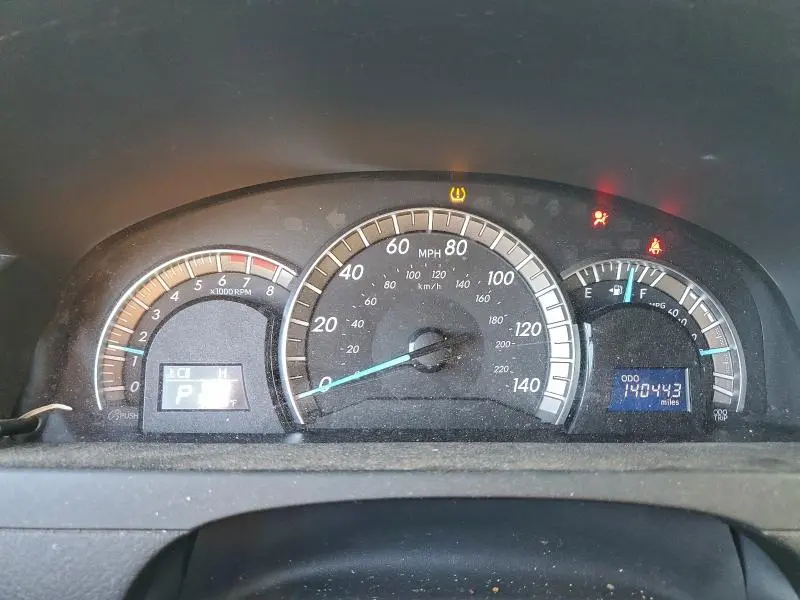 2012 TOYOTA CAMRY SE  