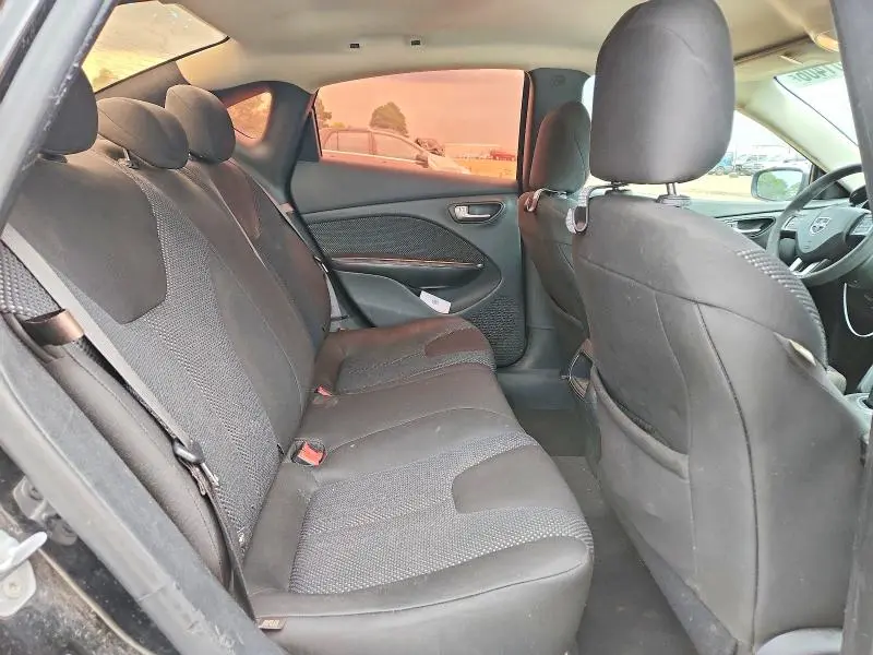 2015 DODGE DART SE  