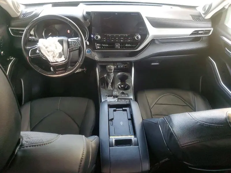 2020 TOYOTA HIGHLANDER HYBRID PLATINUM  