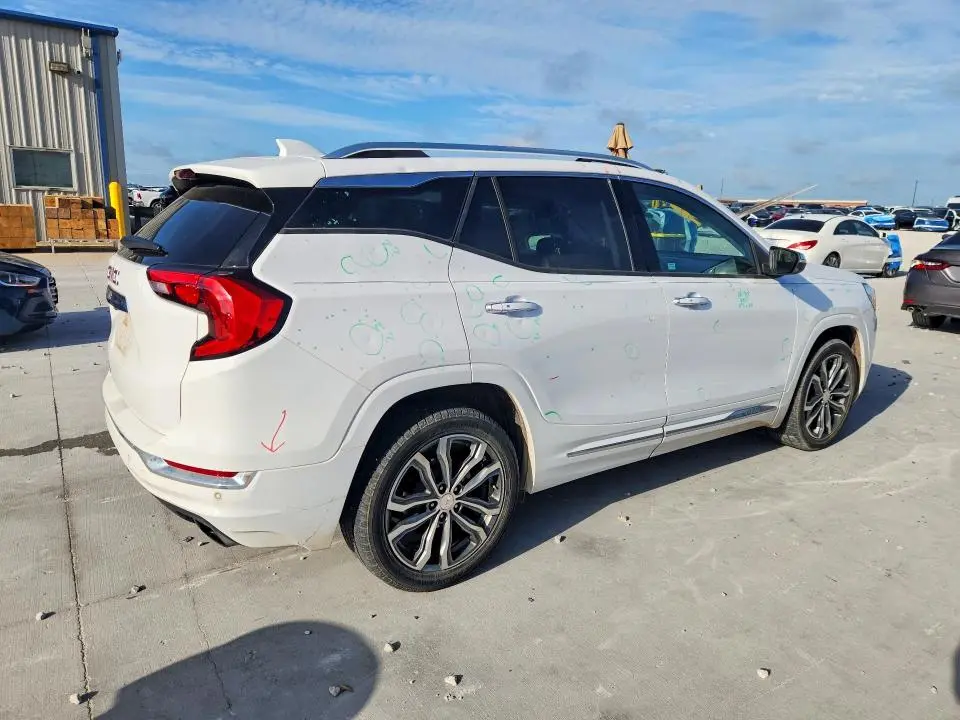 2018 GMC TERRAIN DENALI  