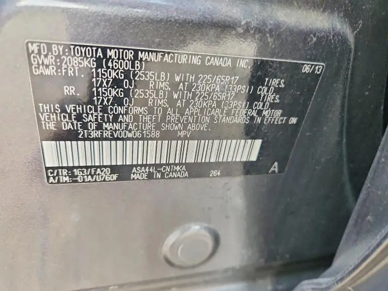 2013 TOYOTA RAV4 XLE  