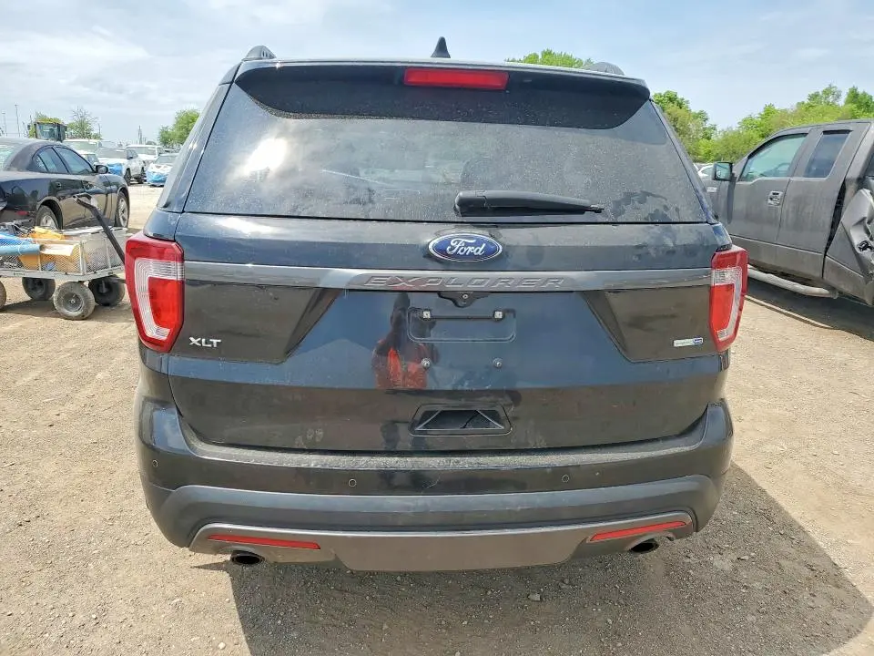 2017 FORD EXPLORER XLT  
