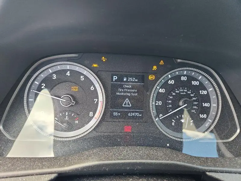 2022 HYUNDAI SONATA SE  