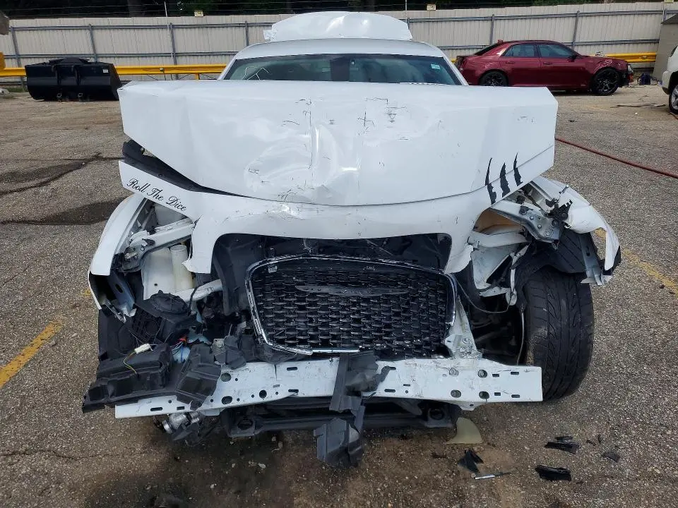 2019 CHRYSLER 300 TOURING  