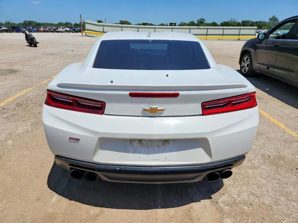 2016 CHEVROLET CAMARO LT  