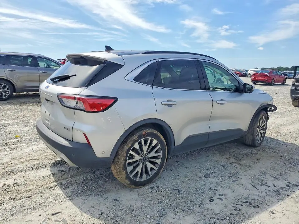 2020 FORD ESCAPE TITANIUM  