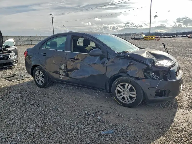 2016 CHEVROLET SONIC LT  