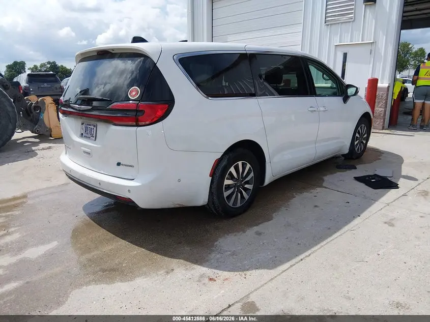 2023 CHRYSLER PACIFICA HYBRID TOURING L