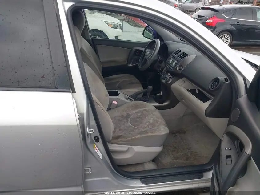 2012 TOYOTA RAV4  