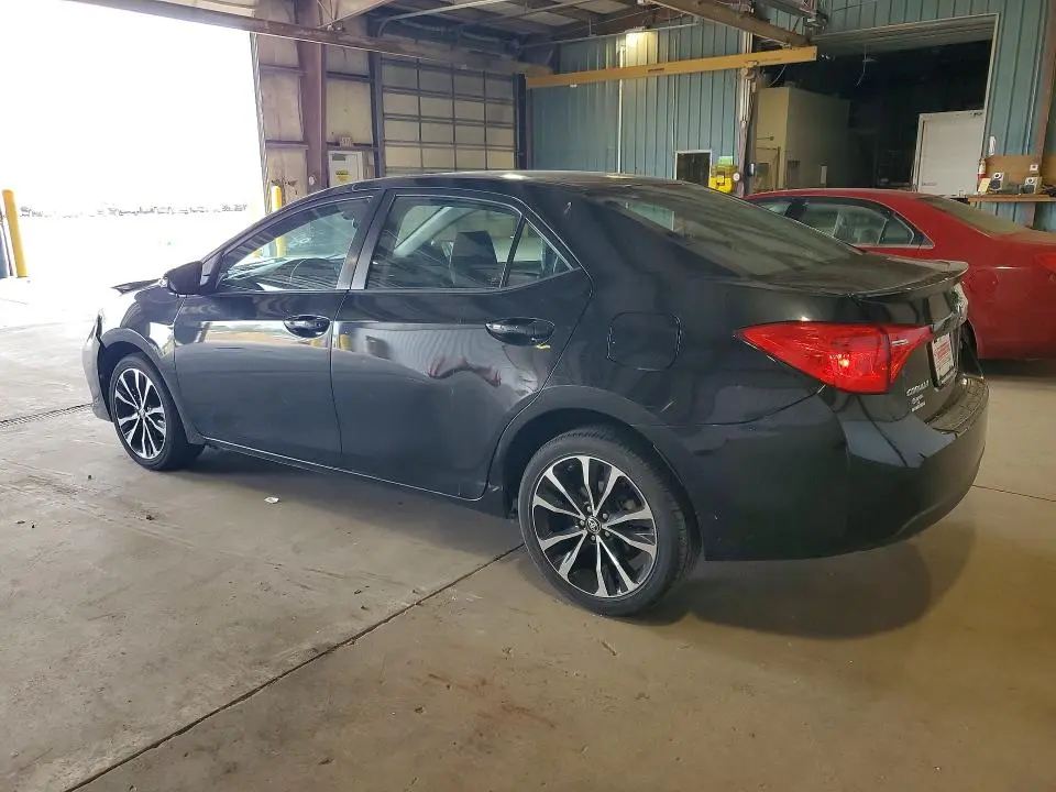 2017 TOYOTA COROLLA SE  