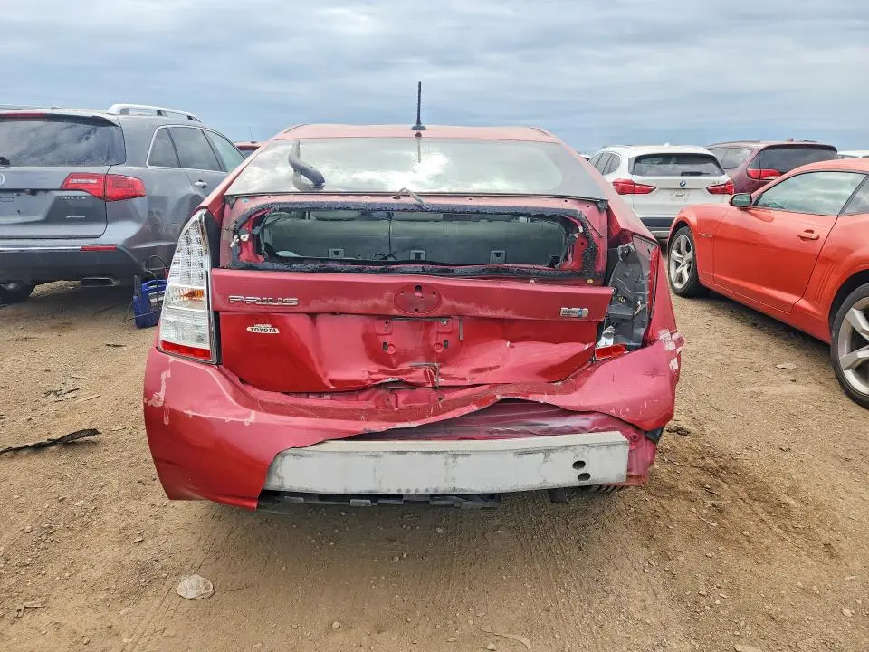 2010 TOYOTA PRIUS III  