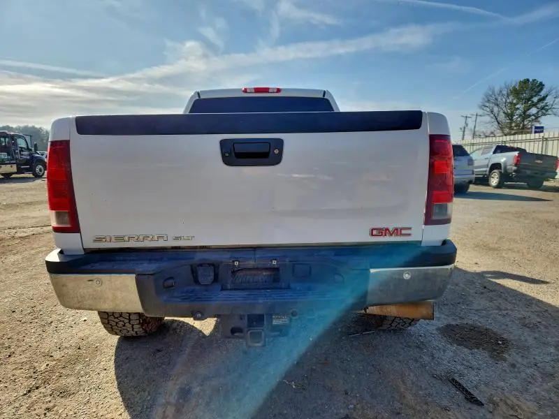 2013 GMC SIERRA K2500 SLT  