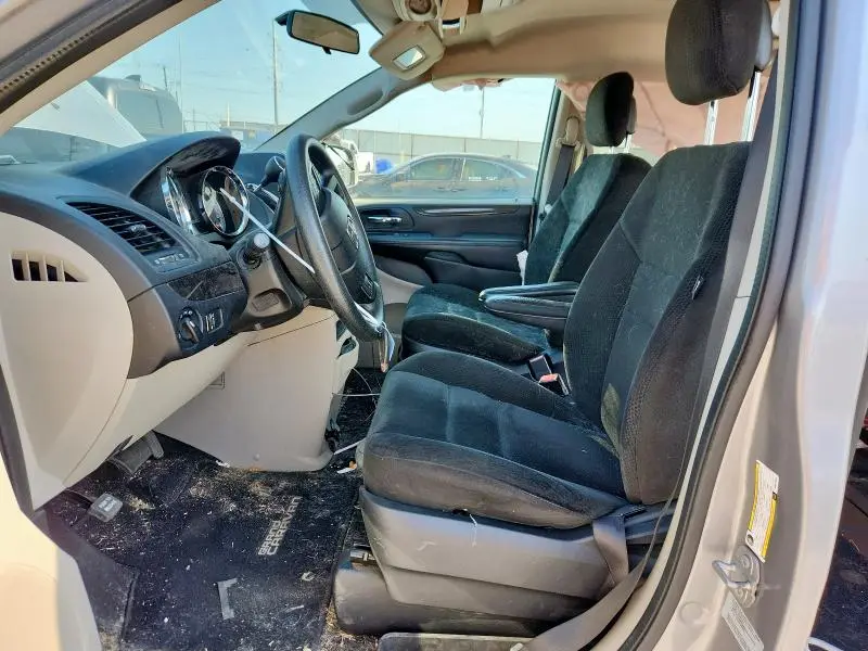 2016 DODGE GRAND CARAVAN SE  