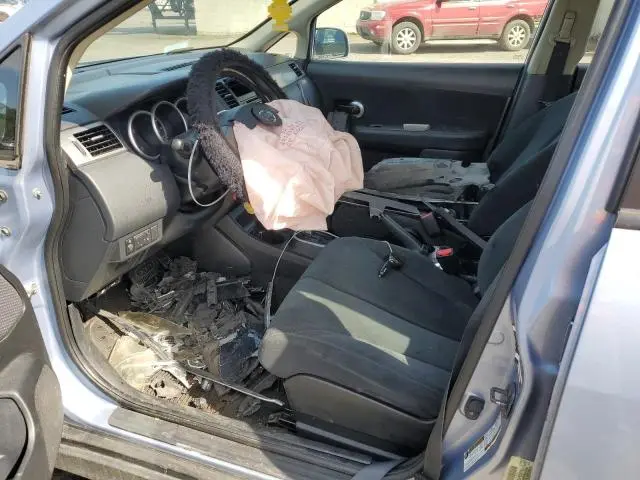 2010 NISSAN VERSA S  