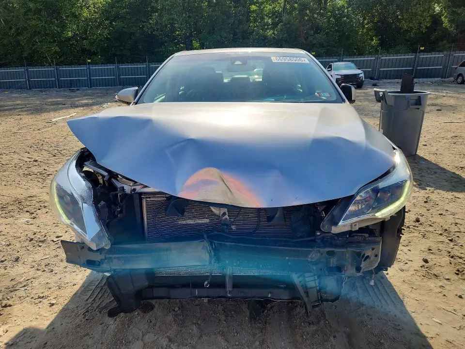 2016 TOYOTA AVALON LIMITED  