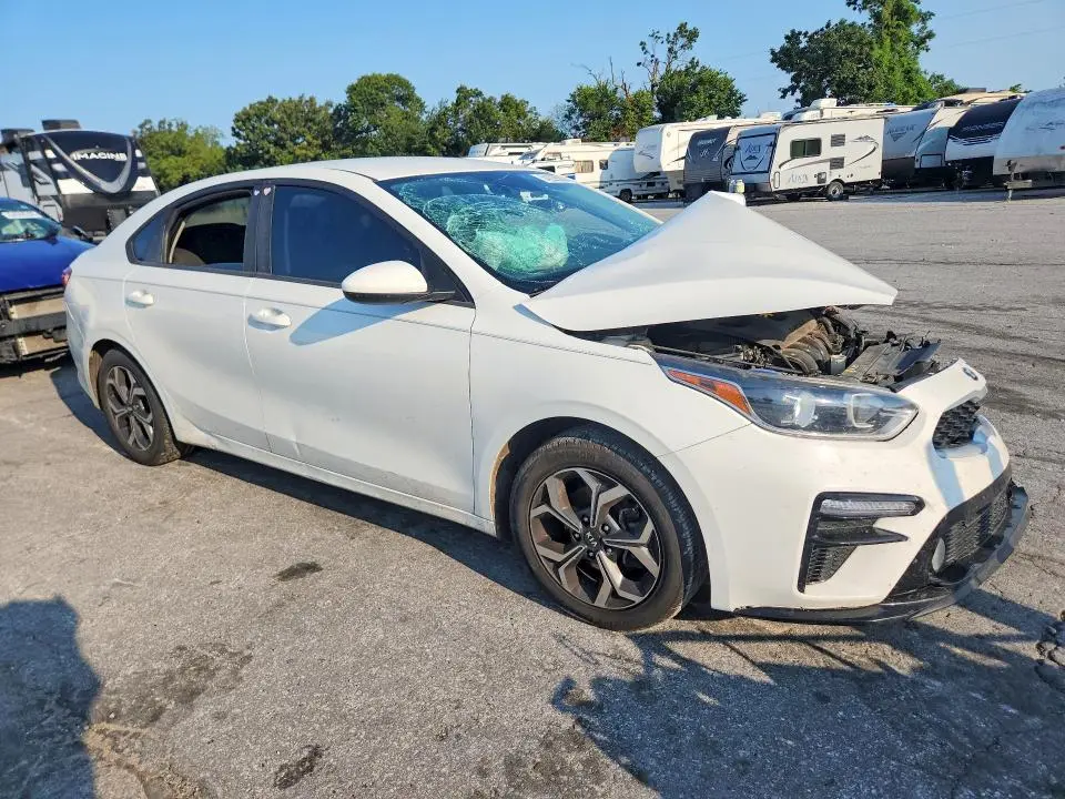 2019 KIA FORTE LXS  