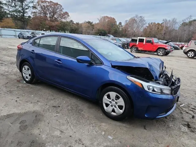 2017 KIA FORTE LX  