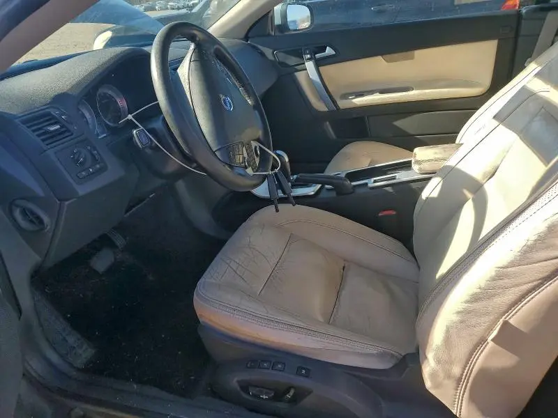 2011 VOLVO C70 T5  