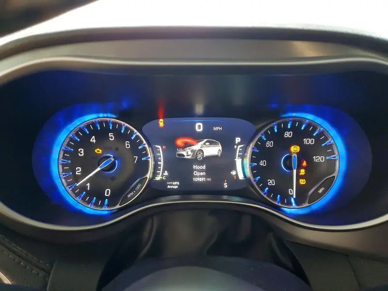 2017 CHRYSLER PACIFICA LIMITED  