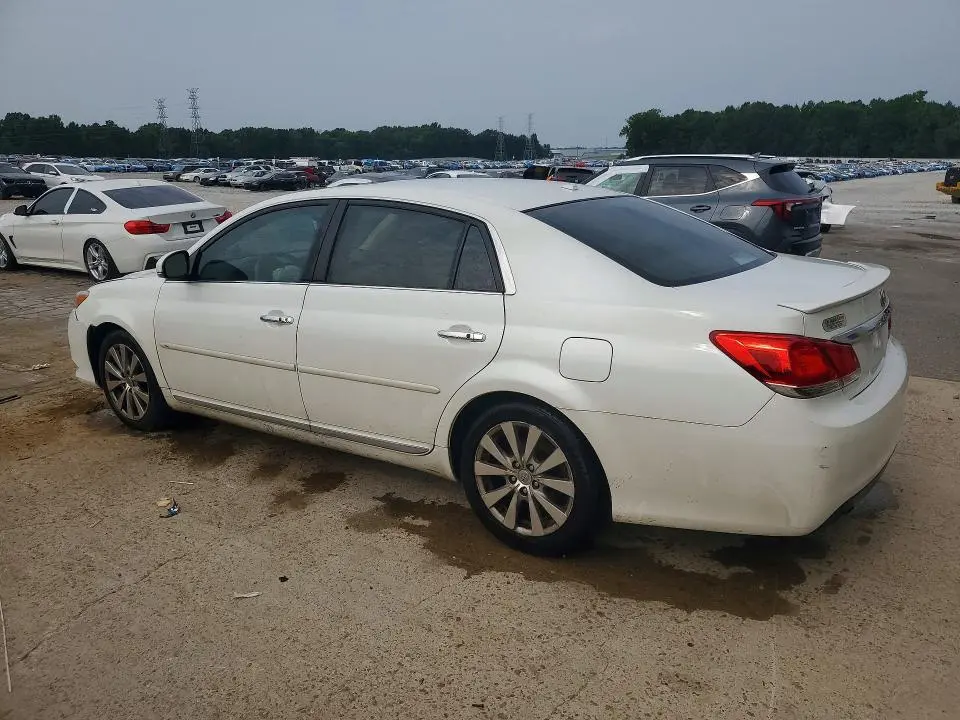 2011 TOYOTA AVALON LIMITED  