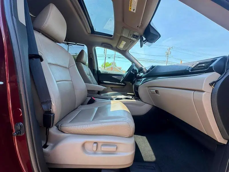 2022 HONDA PILOT SE  