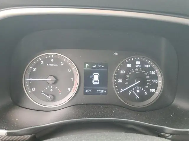 2021 HYUNDAI TUCSON SE  