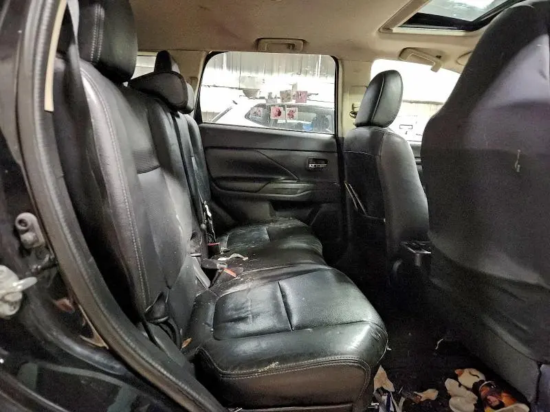 2016 MITSUBISHI OUTLANDER GT  