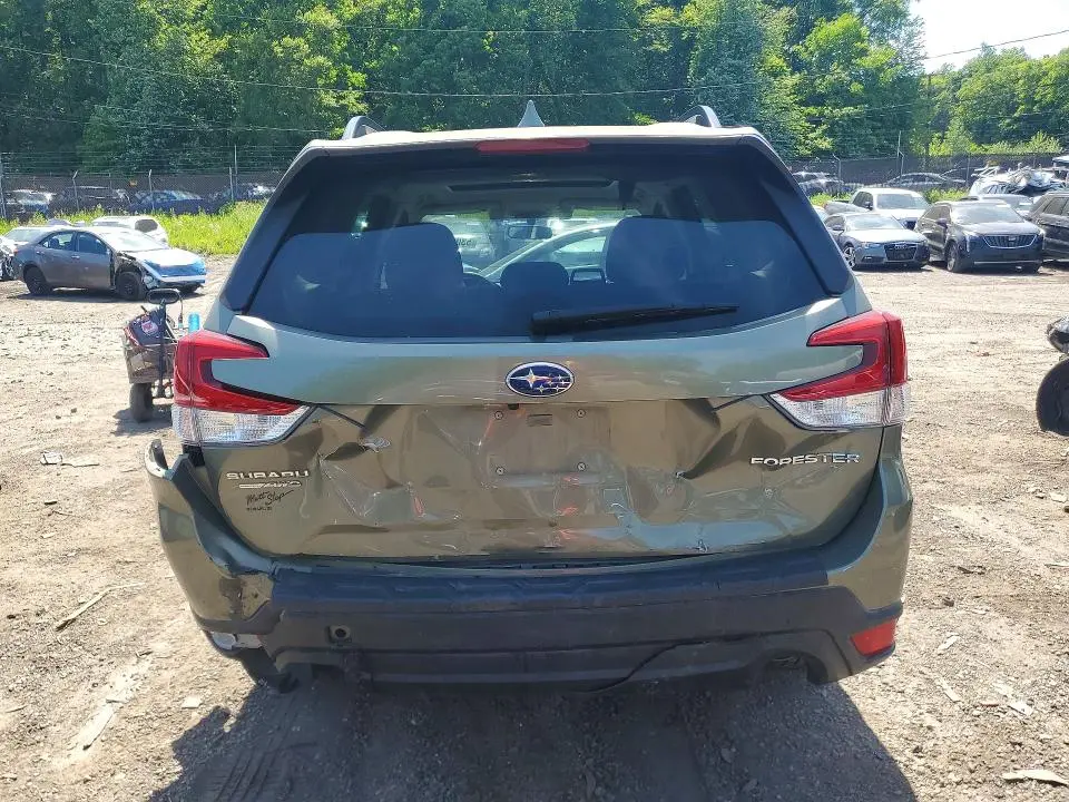 2021 SUBARU FORESTER PREMIUM  