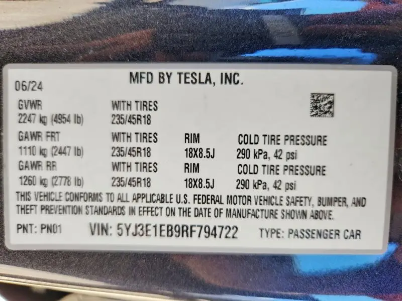2024 TESLA MODEL 3   