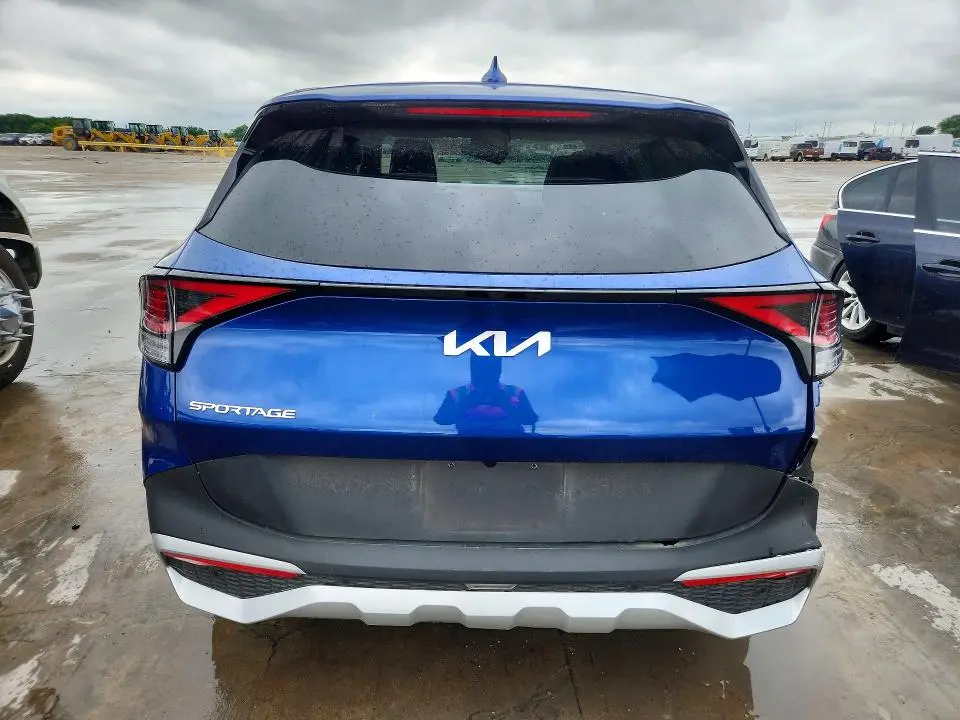 2024 KIA SPORTAGE EX  