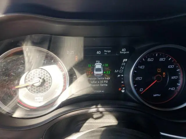 2015 DODGE CHARGER SE  