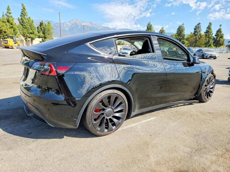 2022 TESLA MODEL Y   