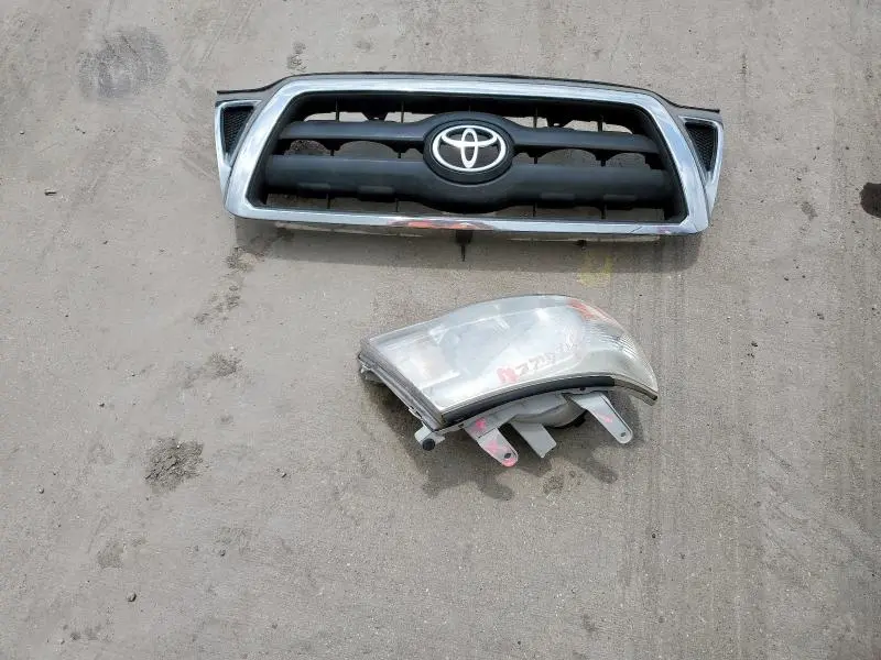 2010 TOYOTA TACOMA   