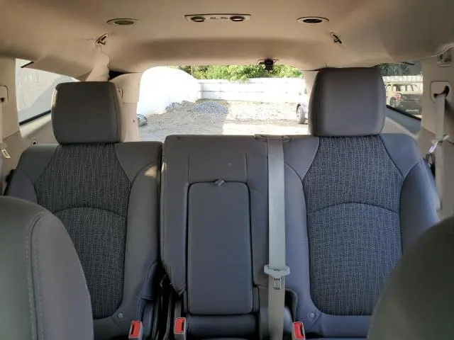 2013 CHEVROLET TRAVERSE LS  
