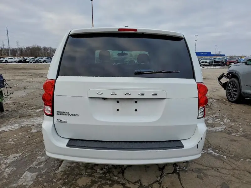 2015 DODGE GRAND CARAVAN SE  